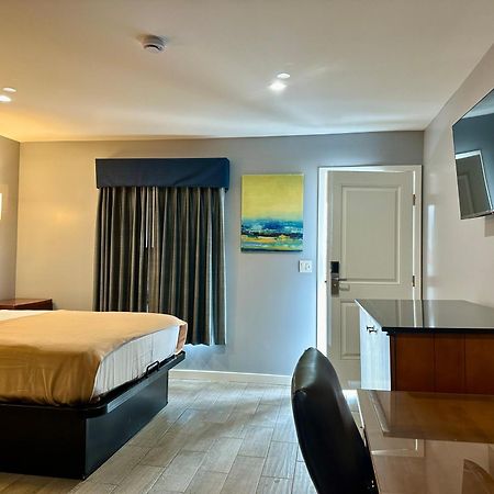Oceanside Inn & Suites Экстерьер фото